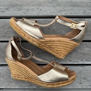 Gaimo Wedge Espadrilles - Gold, Size 40